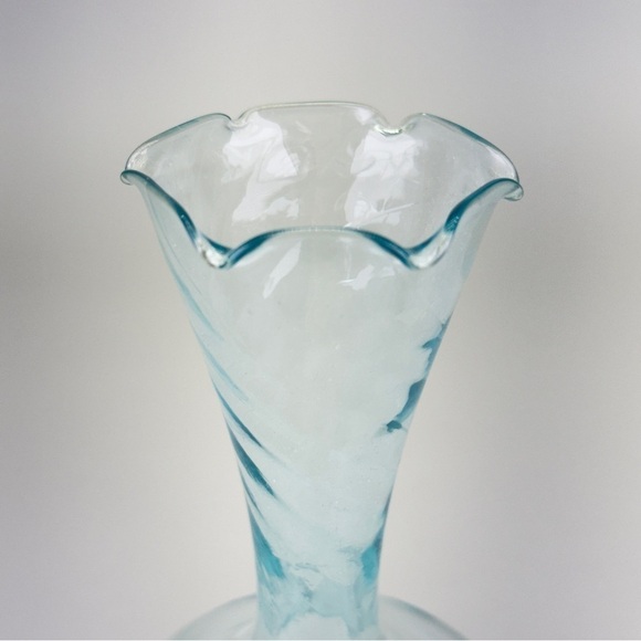 Vintage Turquoise Swirl Glass Vase - Picture 5 of 10